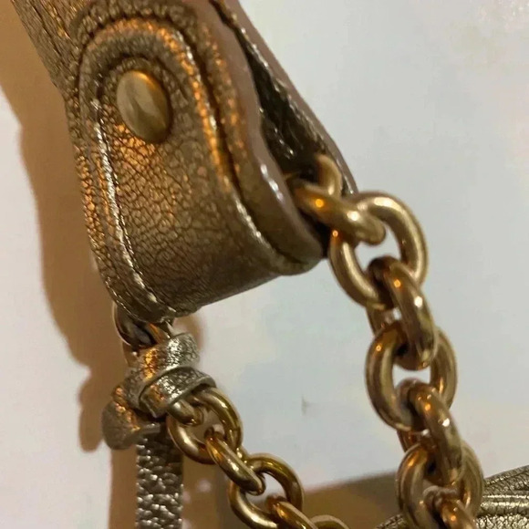 Stuart weitzman gold quilted metallic leather shoulder handbag - Picture 5 of 14